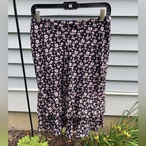 Chaps skirt, size small with 2 elegant ruffled layers.